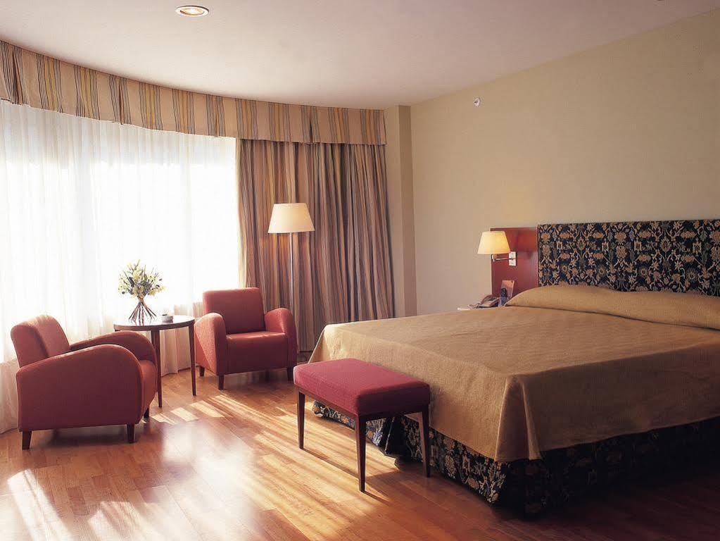 Hotel Nh Buenos Aires Latino Pokoj fotografie